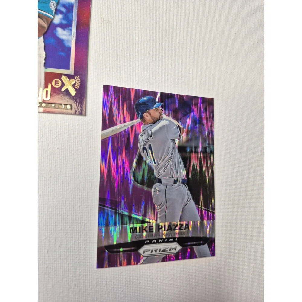 Mike Piazza Prizm Purple Pulsar & Cliff Floyd 1997 E-X2000 Baseball Card Lot of